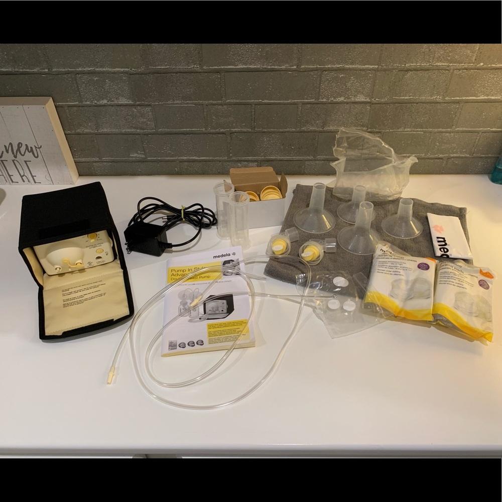Medela double electric breast pump never used